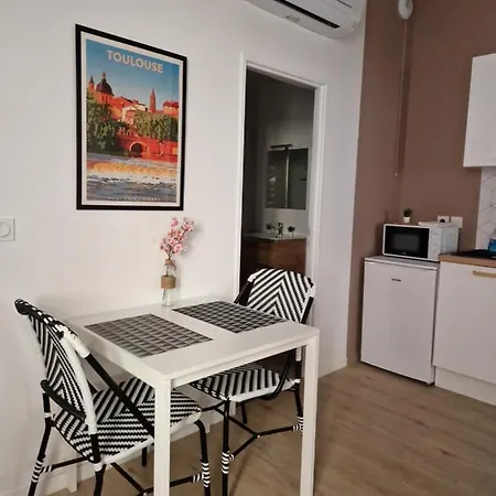 Chal2 Hyper-centre T2 Confort Et Calme Apartment *